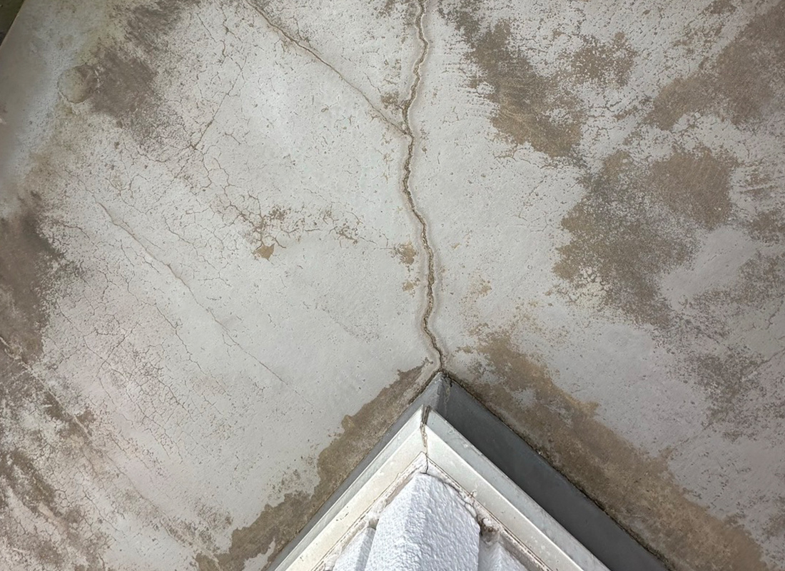 防水のひび割れ・剥がれ